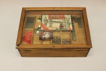 Erector Sales Display cabinet